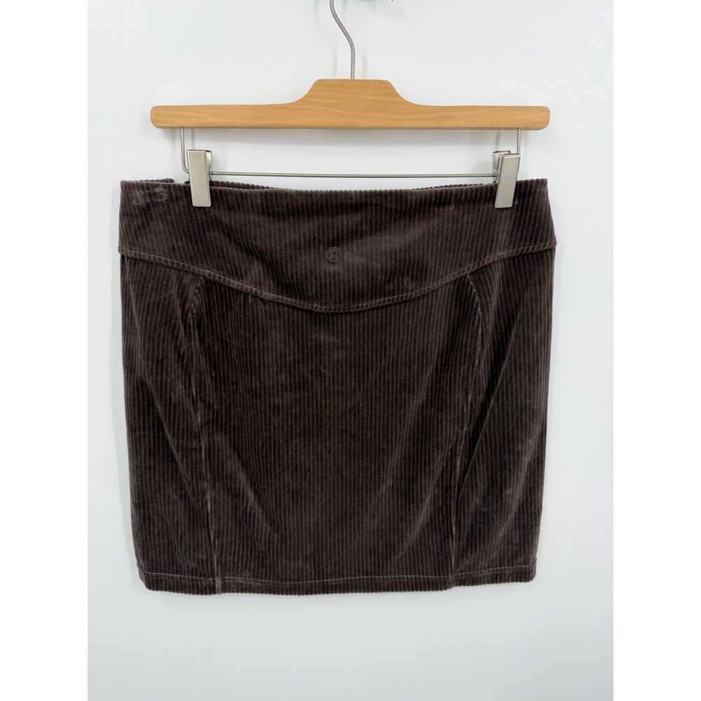 Lululemon scuba mid rise Skirt Women 8 Espresso‎ Brown Corduroy Mini LW8AJDS